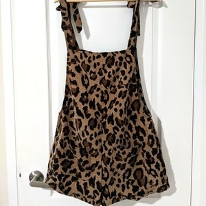 Leopard overall romper